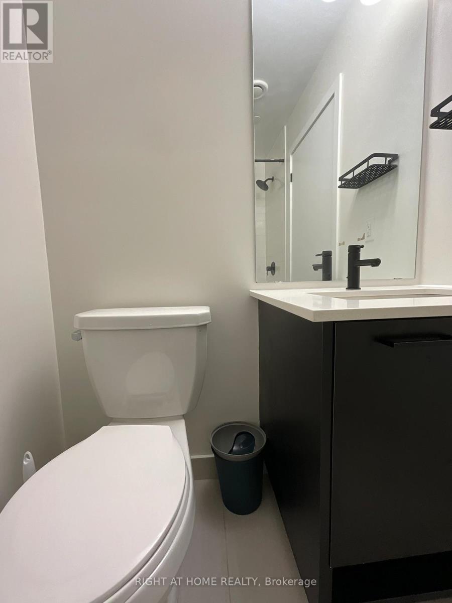 107 - 2300 St Clair Avenue W, Toronto, Ontario  M6N 1K8 - Photo 13 - W13464564