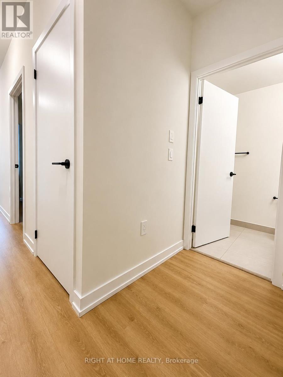 107 - 2300 St Clair Avenue W, Toronto, Ontario  M6N 1K8 - Photo 16 - W13464564