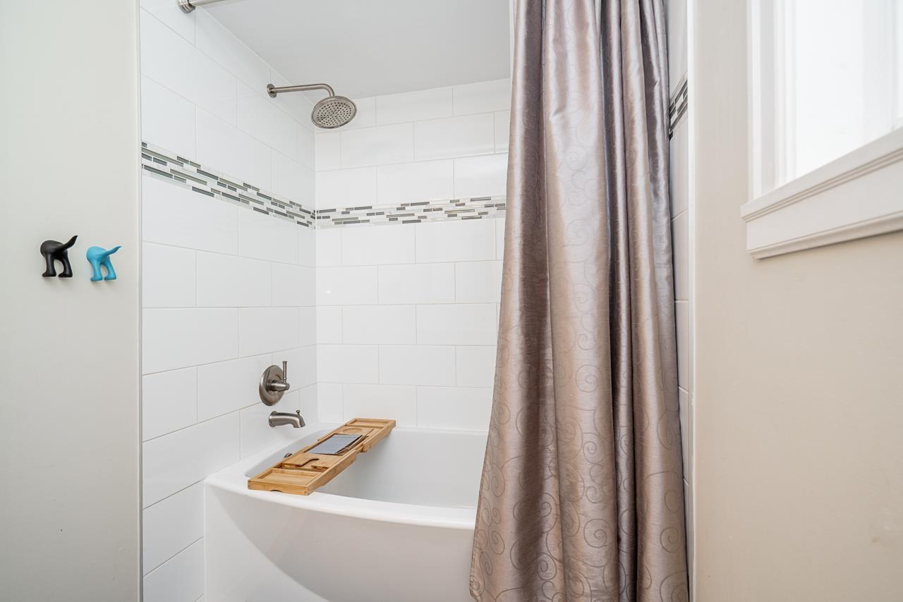 20151 37 Avenue, Langley, British Columbia  V3A 7K5 - Photo 6 - R3137409