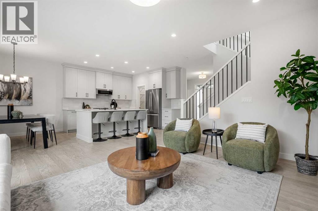 212 Treeline Avenue SW, Calgary, Alberta  T2Y 0W5 - Photo 7 - A2320510