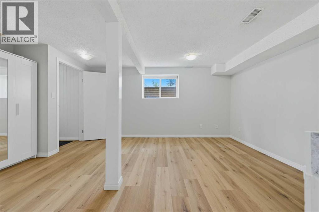 6208 37 Street Sw, Calgary, Alberta  T3E 5M8 - Photo 22 - A2322498