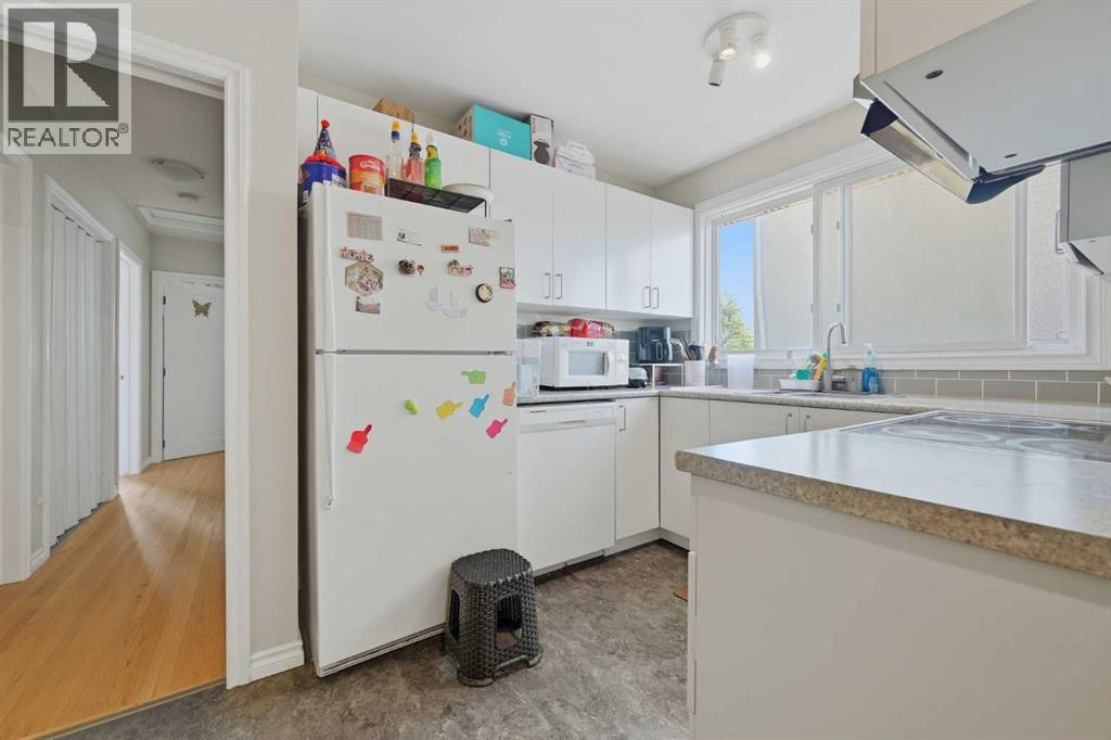 6208 37 Street Sw, Calgary, Alberta  T3E 5M8 - Photo 9 - A2322498