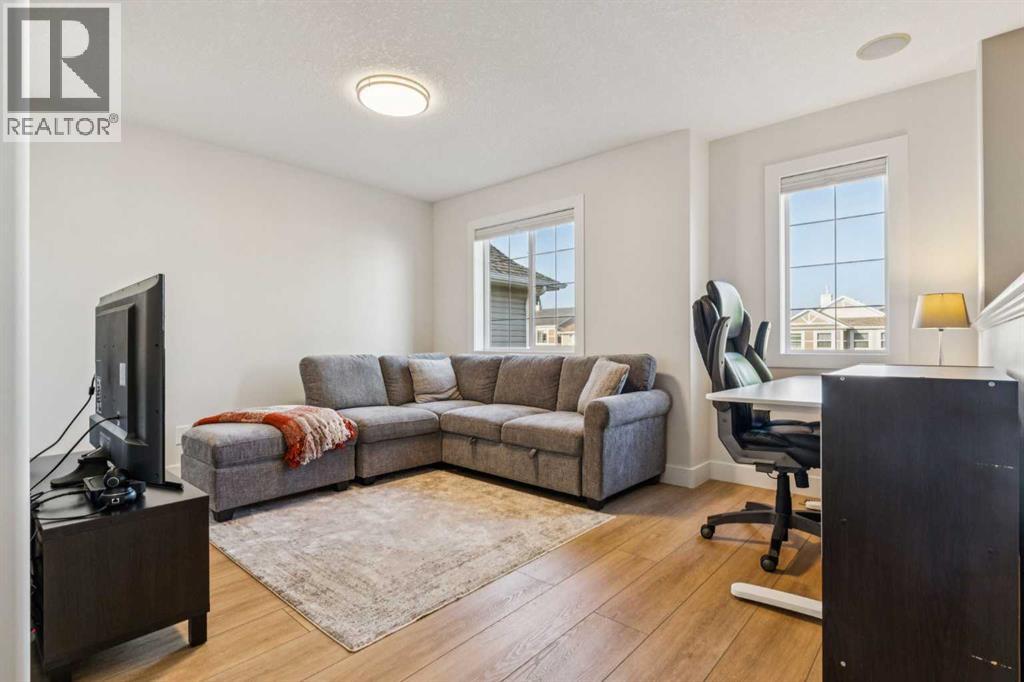 58 Cougar Plateau Way Sw, Calgary, Alberta  T3H 5S5 - Photo 16 - A2322134