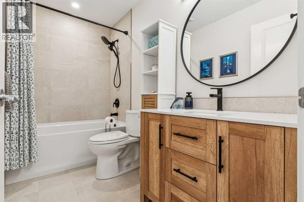 58 Cougar Plateau Way Sw, Calgary, Alberta  T3H 5S5 - Photo 27 - A2322134