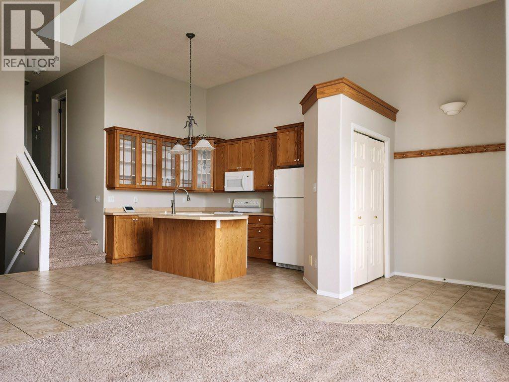 67 Blackfoot Boulevard W, Lethbridge, Alberta  T1K 7N7 - Photo 5 - A2321973