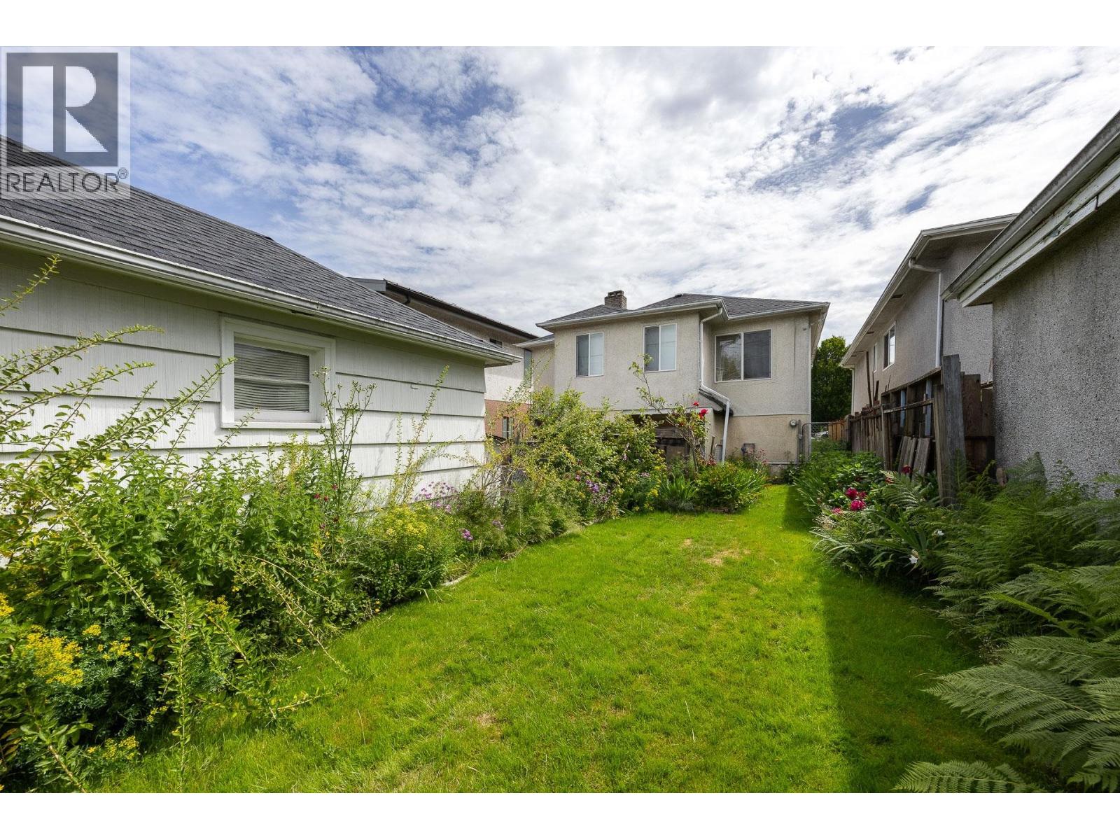 855 Nanaimo Street, Vancouver, British Columbia  V5L 4S8 - Photo 19 - R3136495