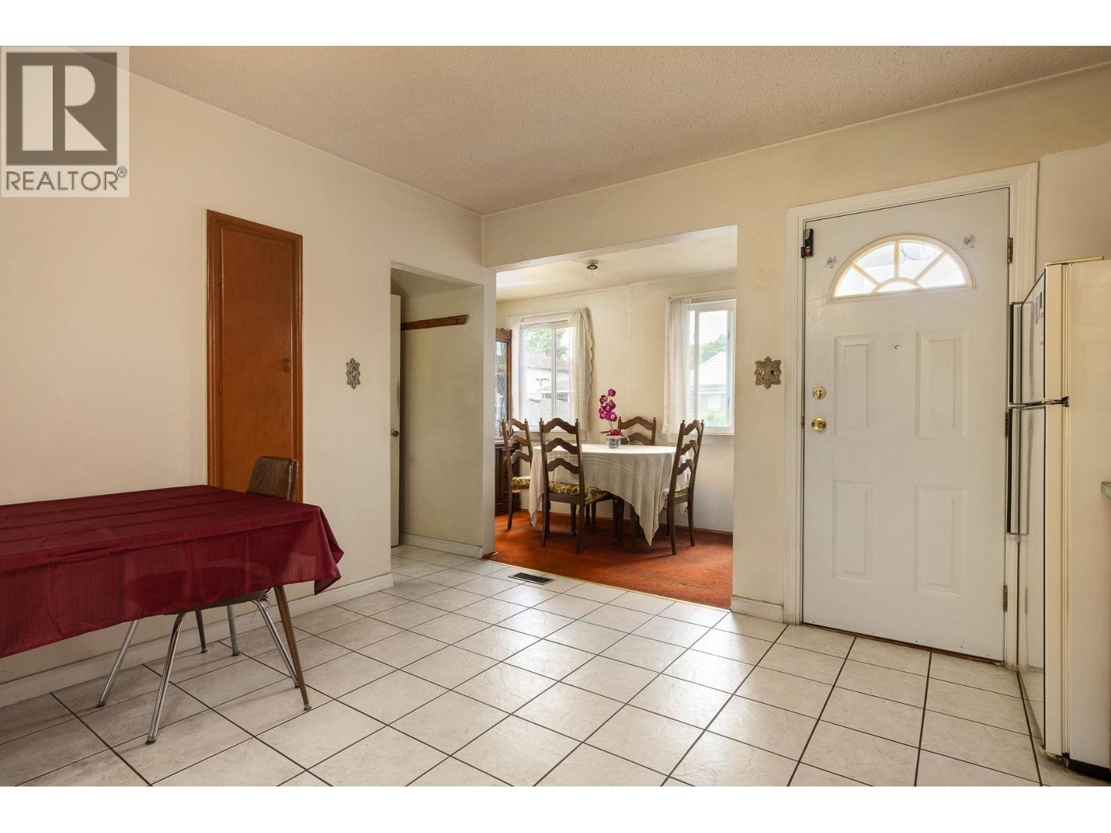 855 Nanaimo Street, Vancouver, British Columbia  V5L 4S8 - Photo 7 - R3136495