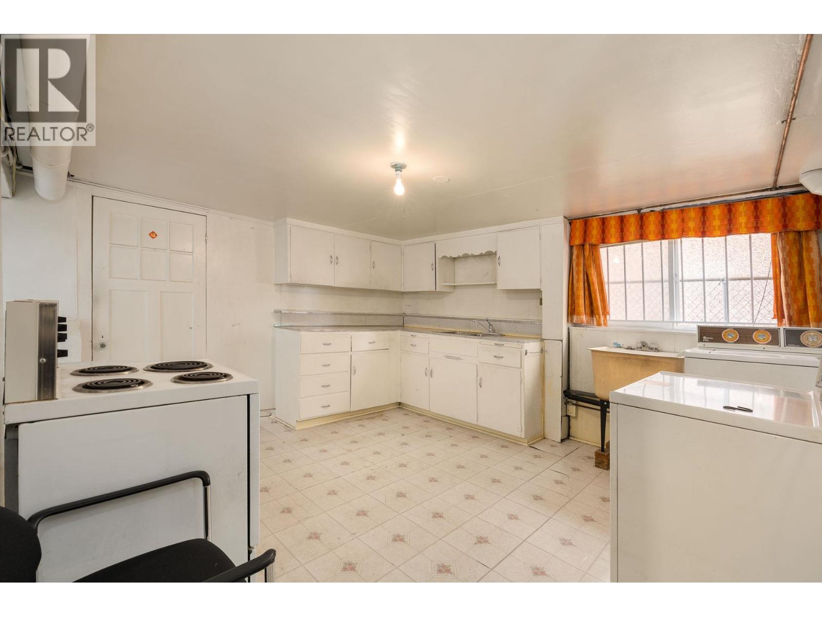 855 Nanaimo Street, Vancouver, British Columbia  V5L 4S8 - Photo 14 - R3136495