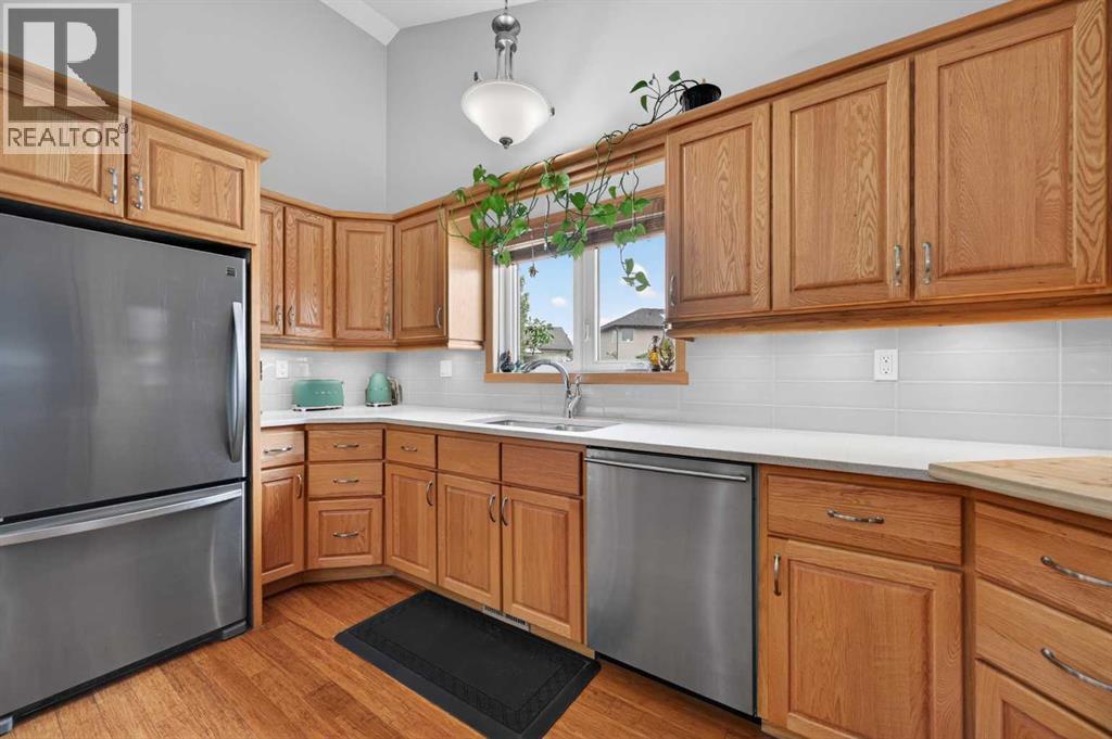 35 Pine Place, Crossfield, Alberta  T0M 0S0 - Photo 14 - A2319059