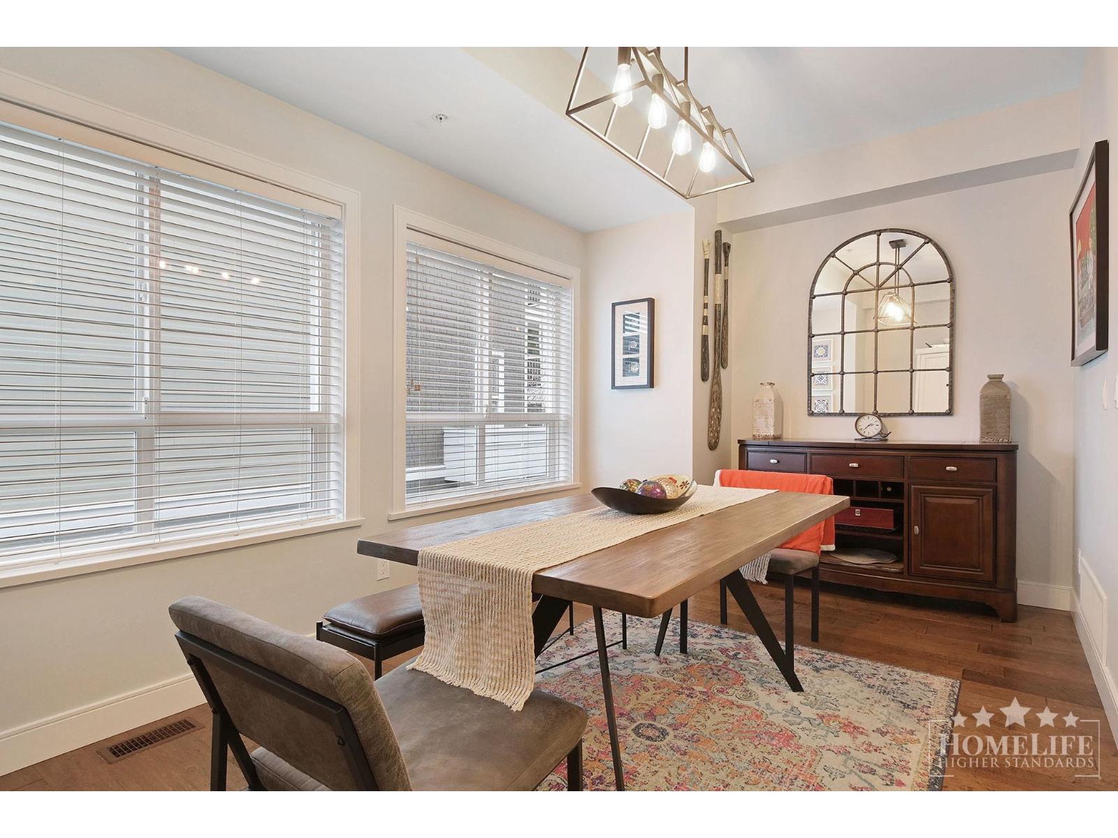 2 1321 Fir Street, White Rock, British Columbia  V4B 4B3 - Photo 5 - R3137716