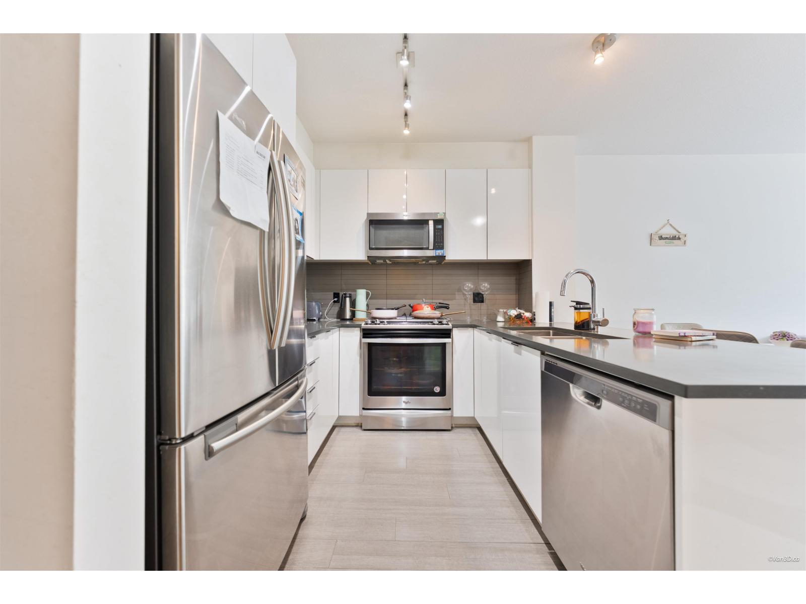 212 15138 34th Avenue, Surrey, British Columbia  V3Z 0Y5 - Photo 15 - R3137687