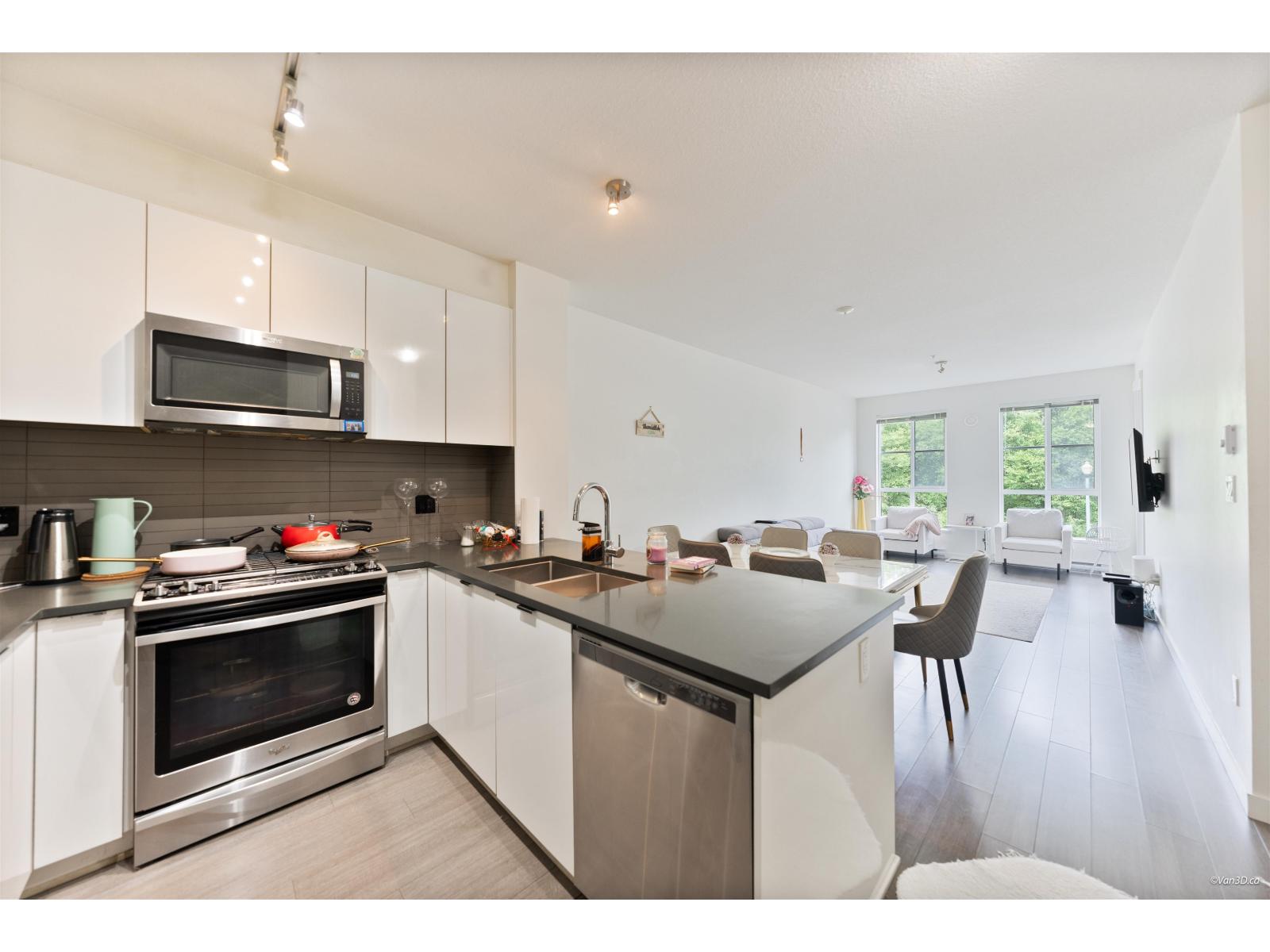 212 15138 34th Avenue, Surrey, British Columbia  V3Z 0Y5 - Photo 17 - R3137687