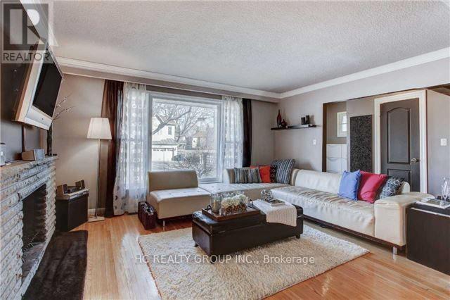 980 Lillian Street, Toronto, Ontario  M2M 3E9 - Photo 7 - C13464580
