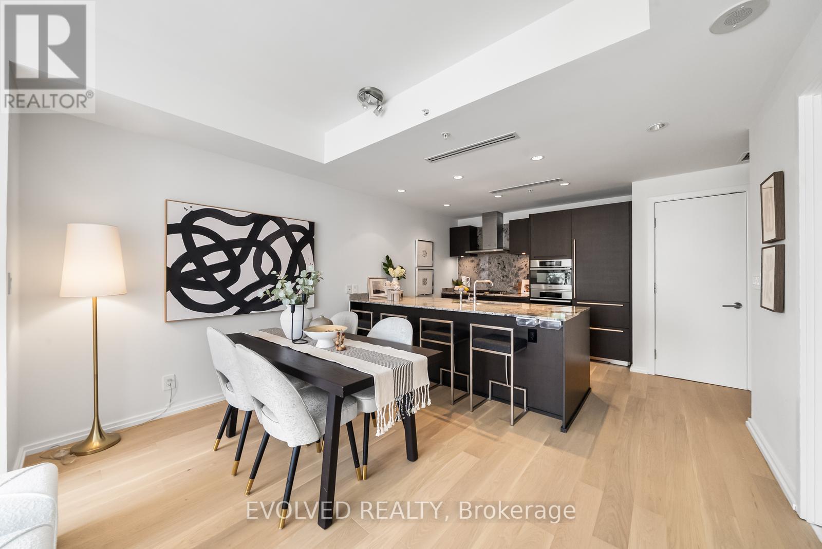 3304 - 180 University Avenue, Toronto, Ontario M5H 0A2 - Photo 11 - C13464584
