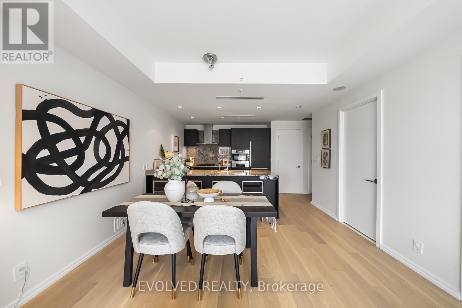3304 - 180 University Avenue, Toronto, Ontario M5H 0A2 - Photo 14 - C13464584