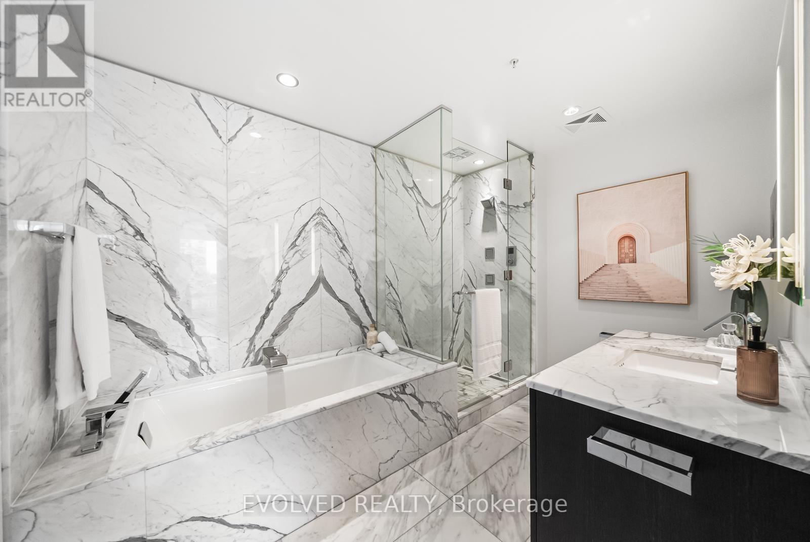 3304 - 180 University Avenue, Toronto, Ontario M5H 0A2 - Photo 24 - C13464584
