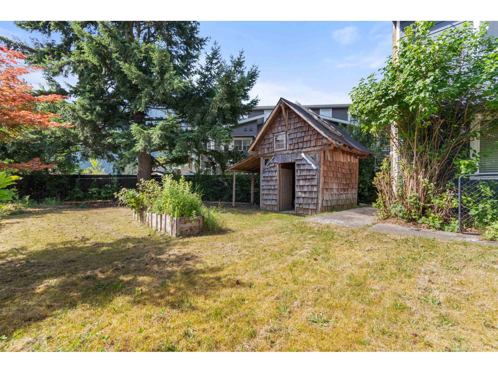 540 5th Avenue, Hope, Hope, British Columbia  V0X 1L0 - Photo 3 - R3137664