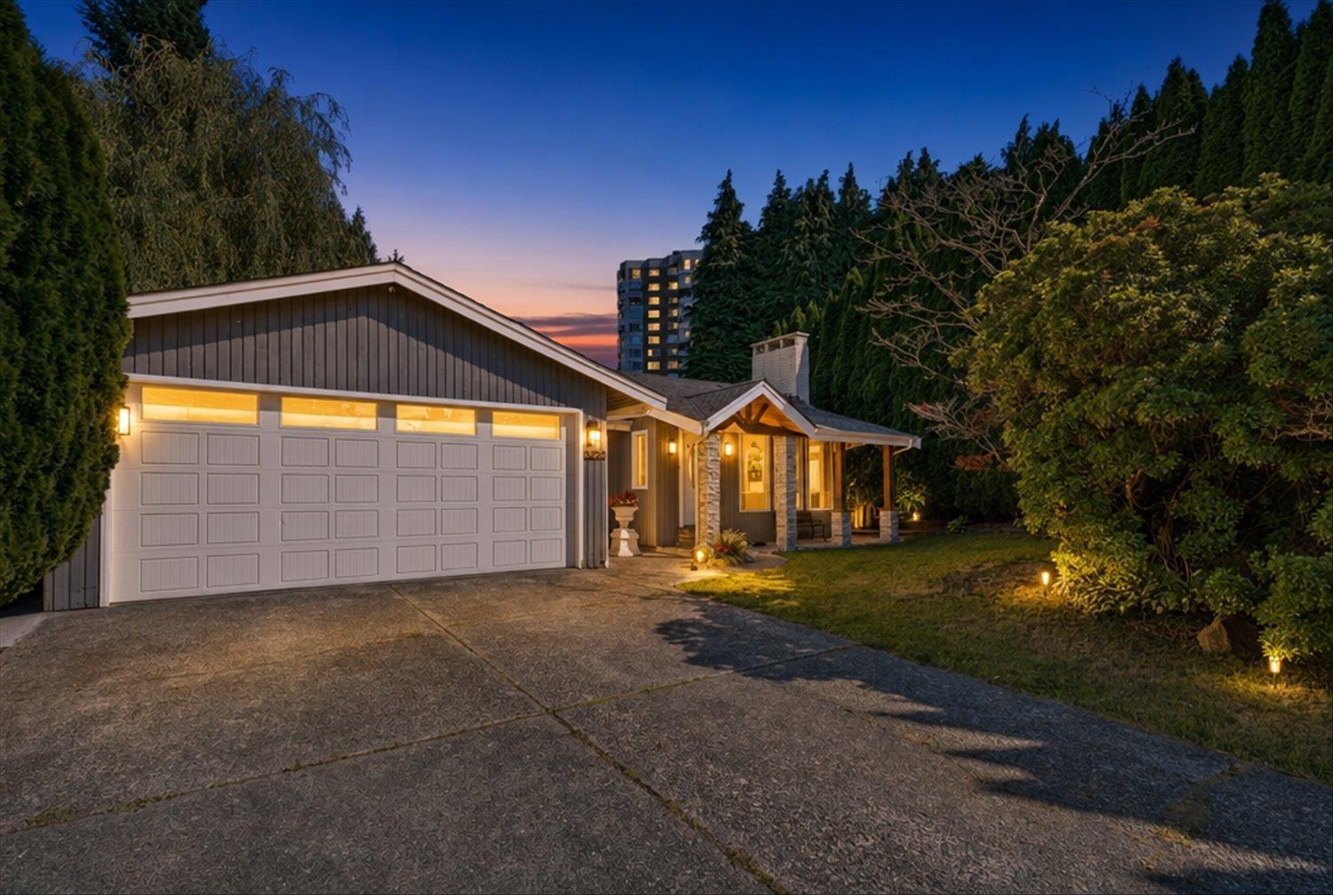 3222 COMOX COURT