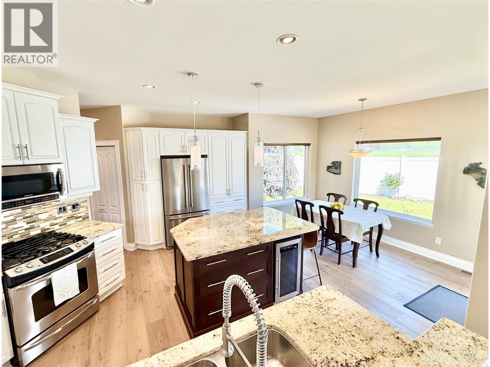 2180 Brycen Place, Grand Forks, British Columbia  V0H 1H0 - Photo 9 - 10391435