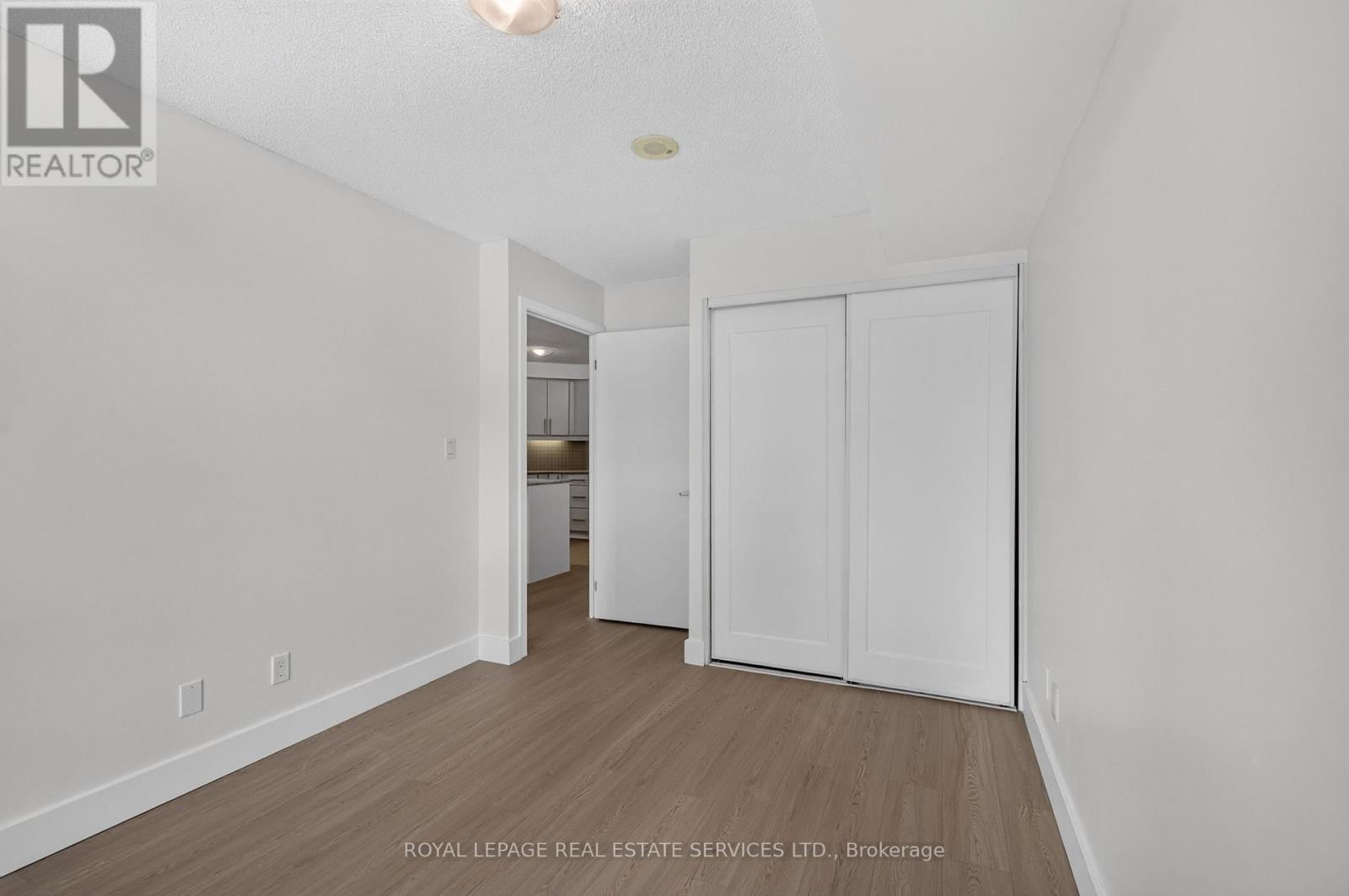 1204 - 18 Harbour Street, Toronto, Ontario  M5J 2Z6 - Photo 18 - C13445494