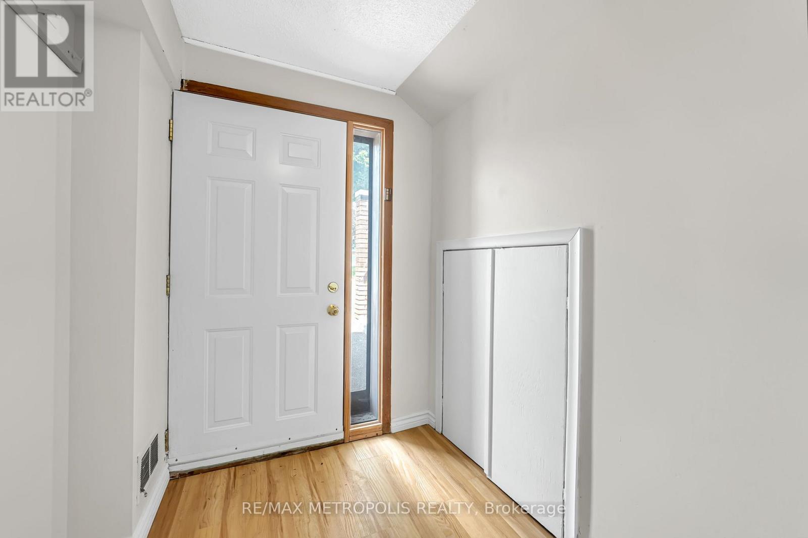 76 Harrington Crescent, Toronto, Ontario  M2M 2Y5 - Photo 19 - C13464338