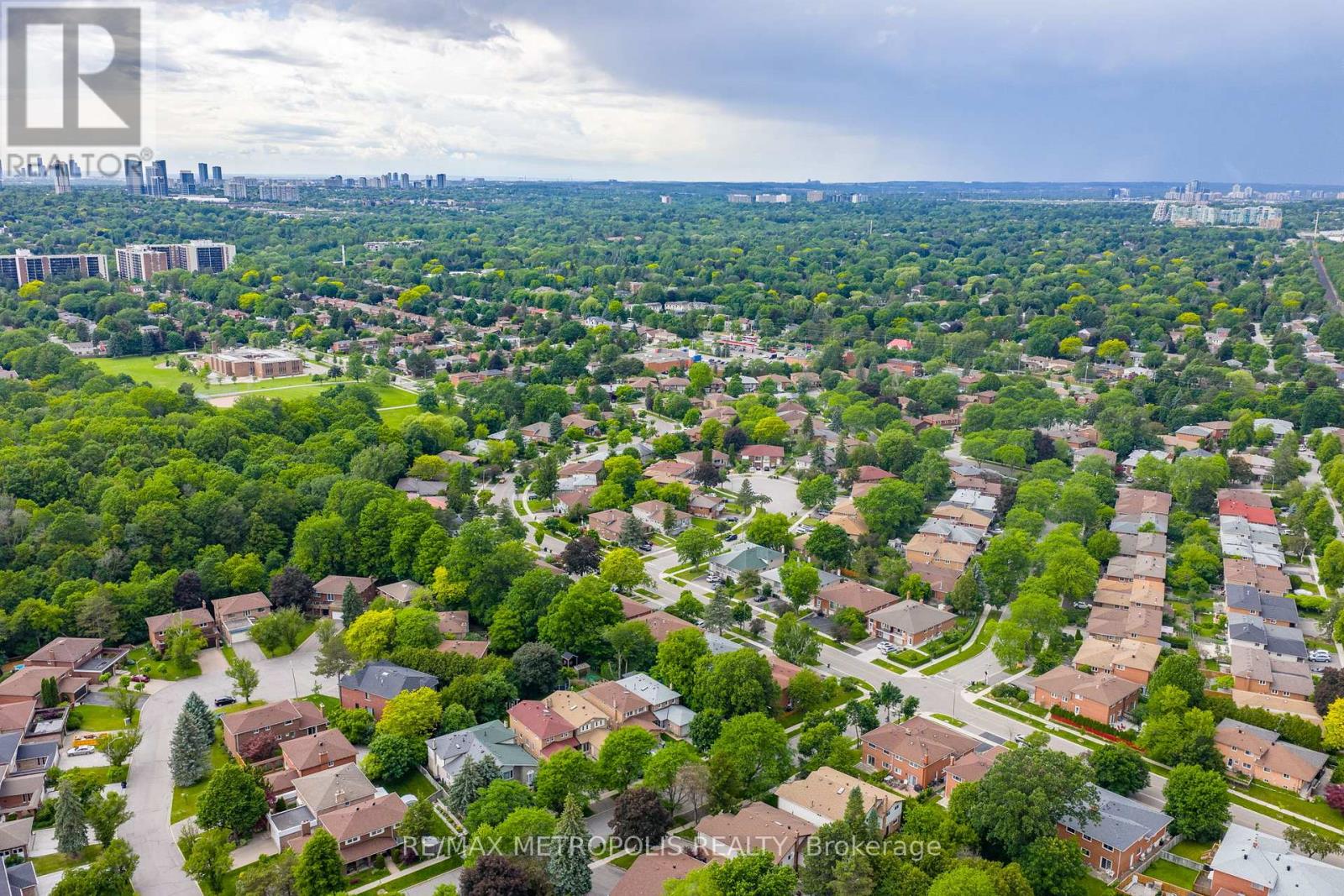 76 Harrington Crescent, Toronto, Ontario  M2M 2Y5 - Photo 30 - C13464338