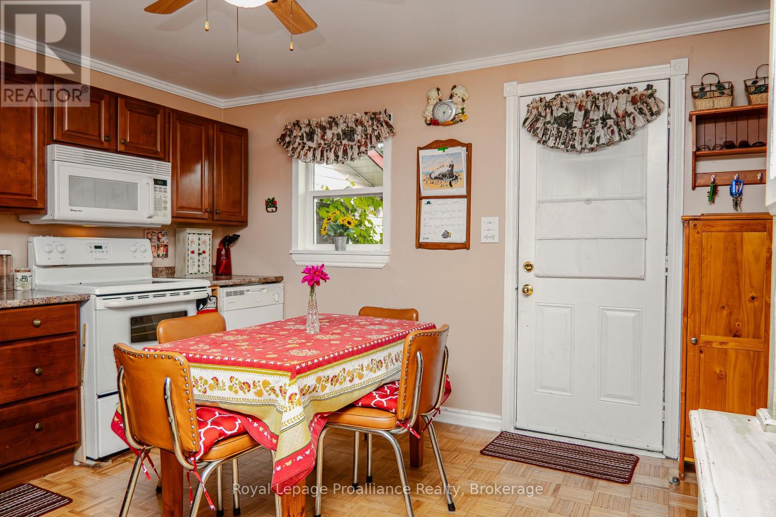 61 Orchard Drive, Belleville, Ontario  K8P 2K6 - Photo 18 - X13464618