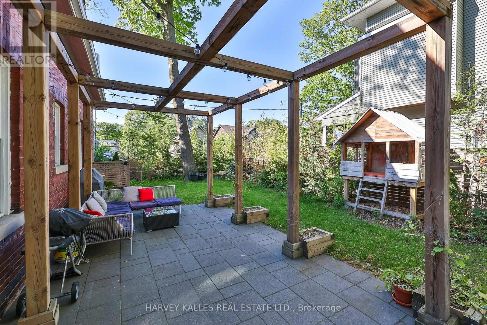 139 Hammersmith Avenue, Toronto, Ontario  M4E 2W5 - Photo 42 - E13420218