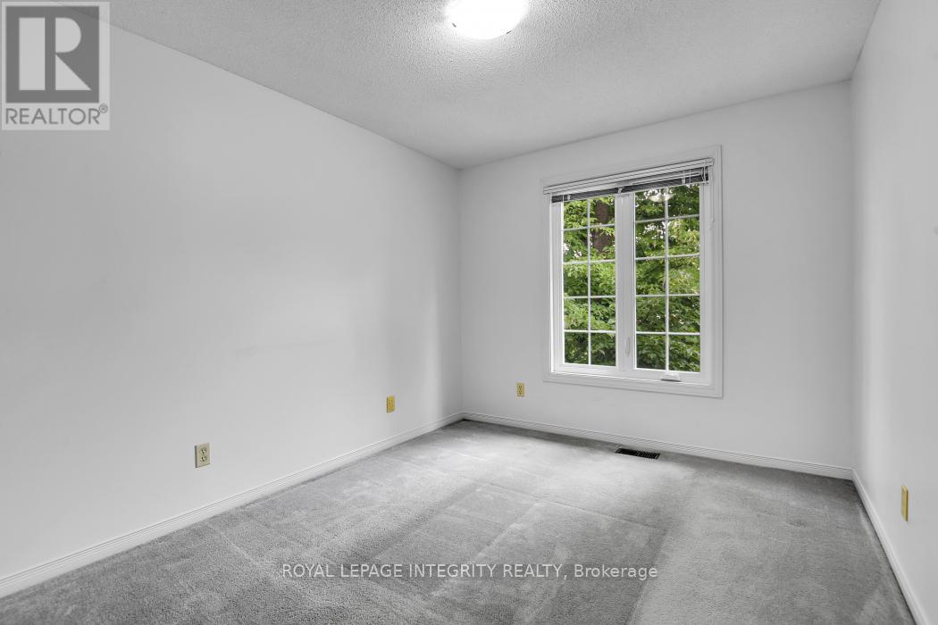 6176 Oak Meadows Drive Drive, Ottawa, Ontario  K1C 7G8 - Photo 23 - X13461836