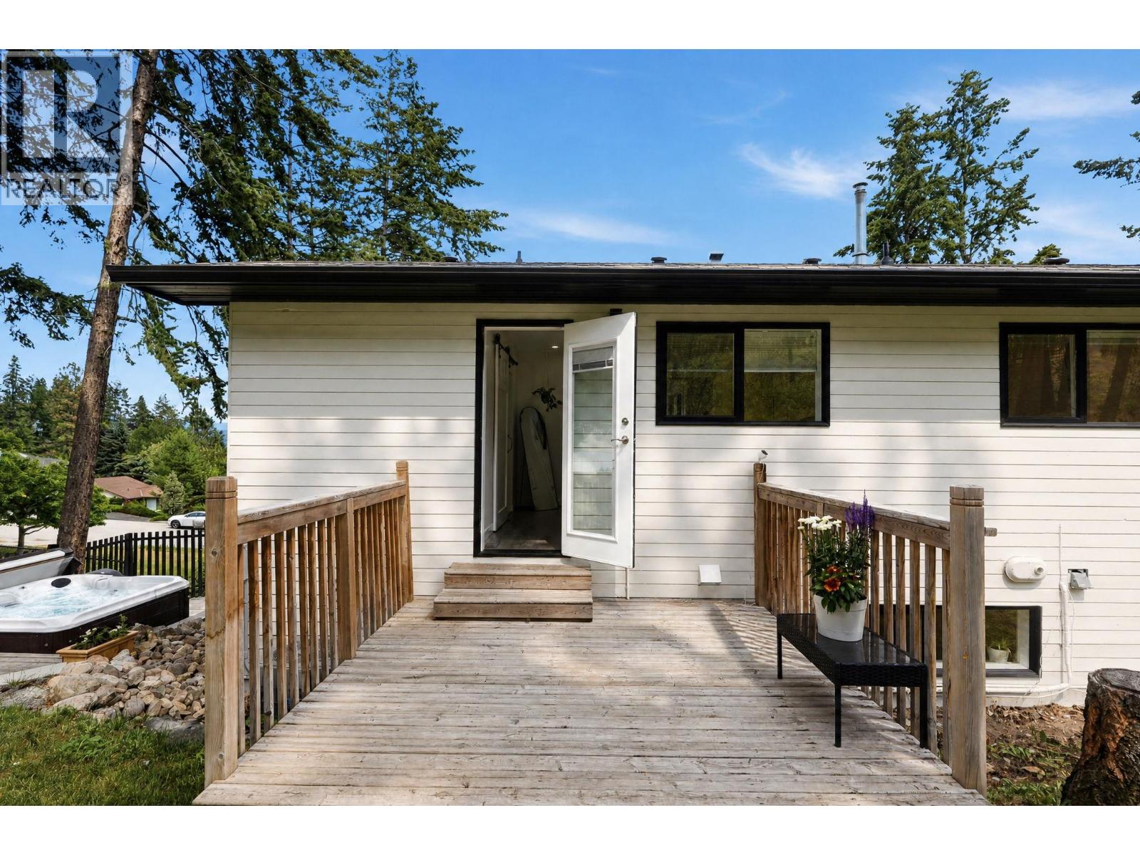 1576 West Kelowna Road, West Kelowna, British Columbia  V1Z 3H5 - Photo 44 - 10391486