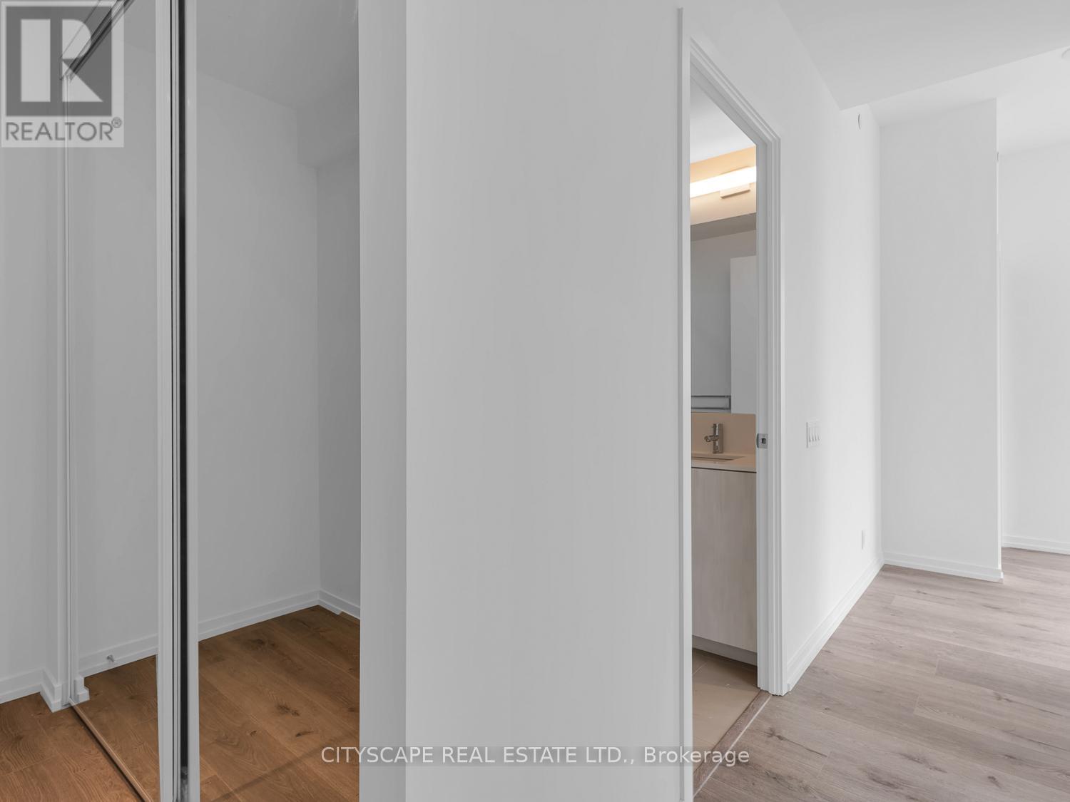 2502 - 7890 Jane Street, Vaughan, Ontario L4K 0K9 - Photo 8 - N13412182