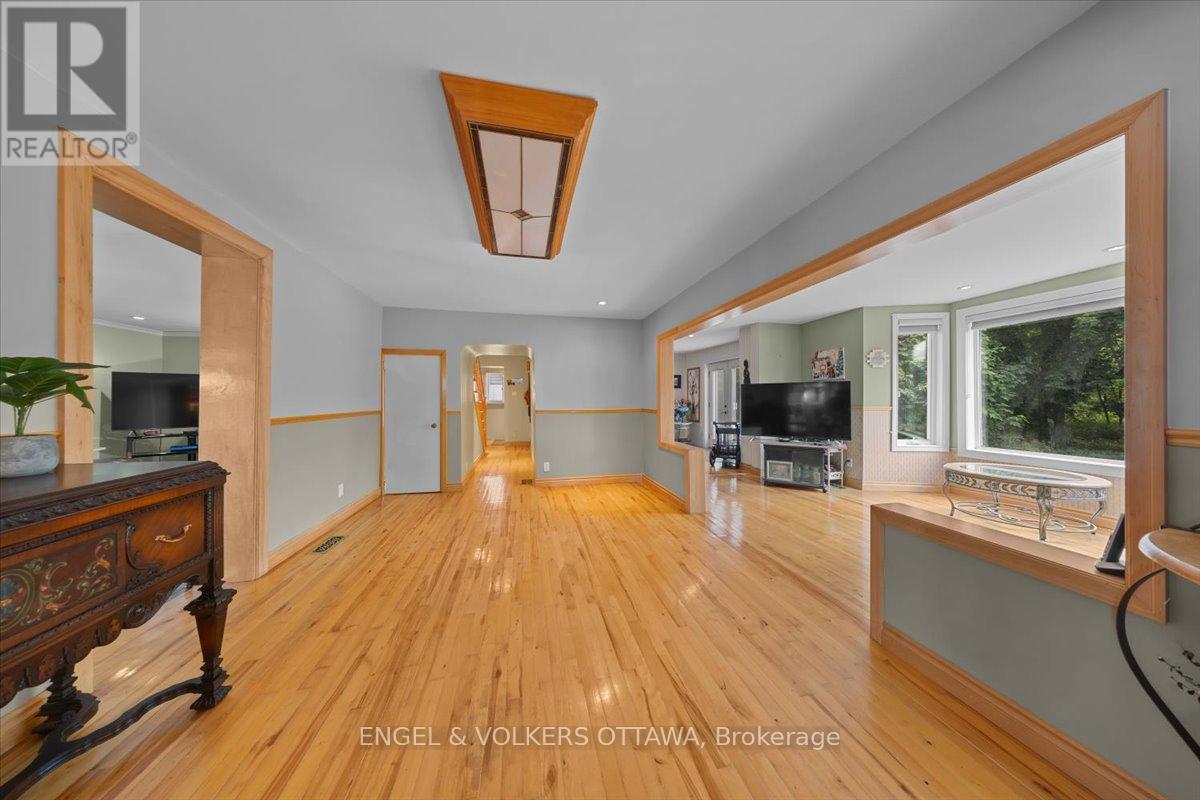 2481 Manse Road, Ottawa, Ontario  K4C 1C6 - Photo 9 - X13464678