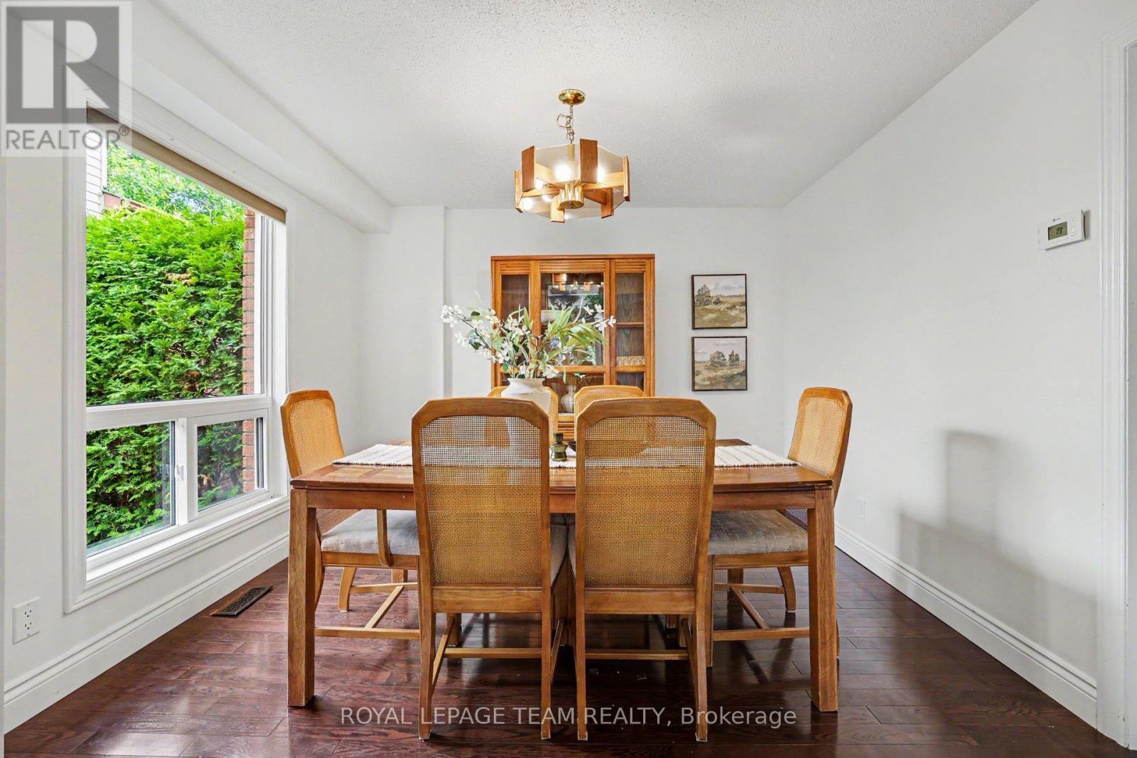 26 Bernier Terrace, Ottawa, Ontario  K2L 2V2 - Photo 8 - X13464652