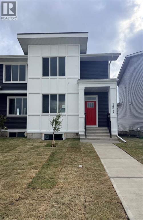 1927 McCaskill Drive, Crossfield, Alberta