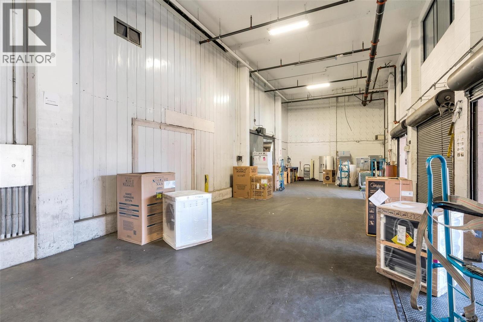 4a&b 601 Boleskine Rd, Saanich, British Columbia V8Z 1C5 - Photo 11 - 1040915