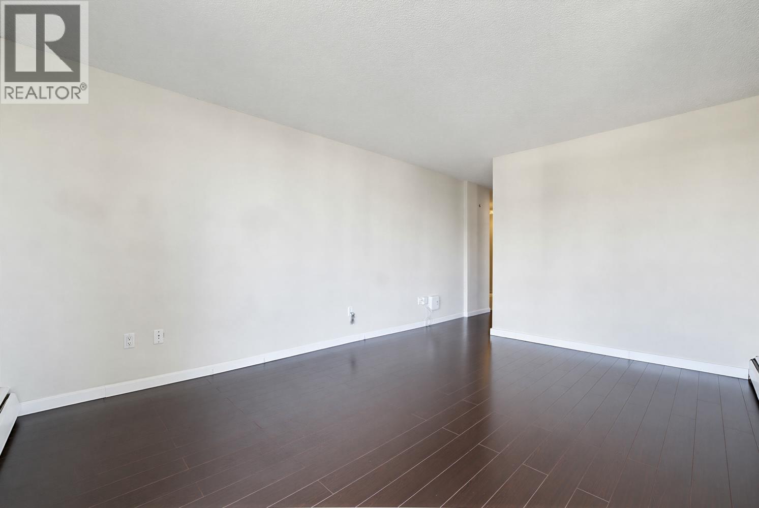 1602 3755 Bartlett Court, Burnaby, British Columbia  V3J 7G7 - Photo 6 - R3137682