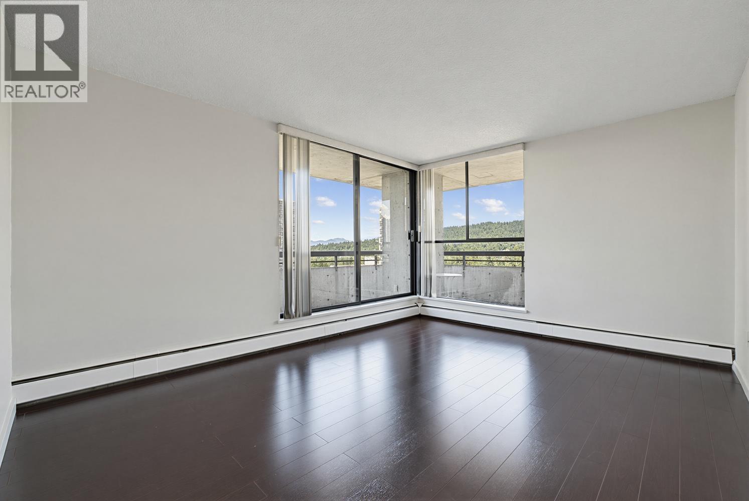 1602 3755 Bartlett Court, Burnaby, British Columbia  V3J 7G7 - Photo 5 - R3137682