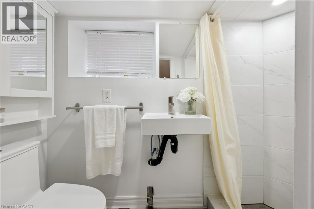 40 Madison Avenue S, Kitchener, Ontario  N2G 3M5 - Photo 36 - 40841297