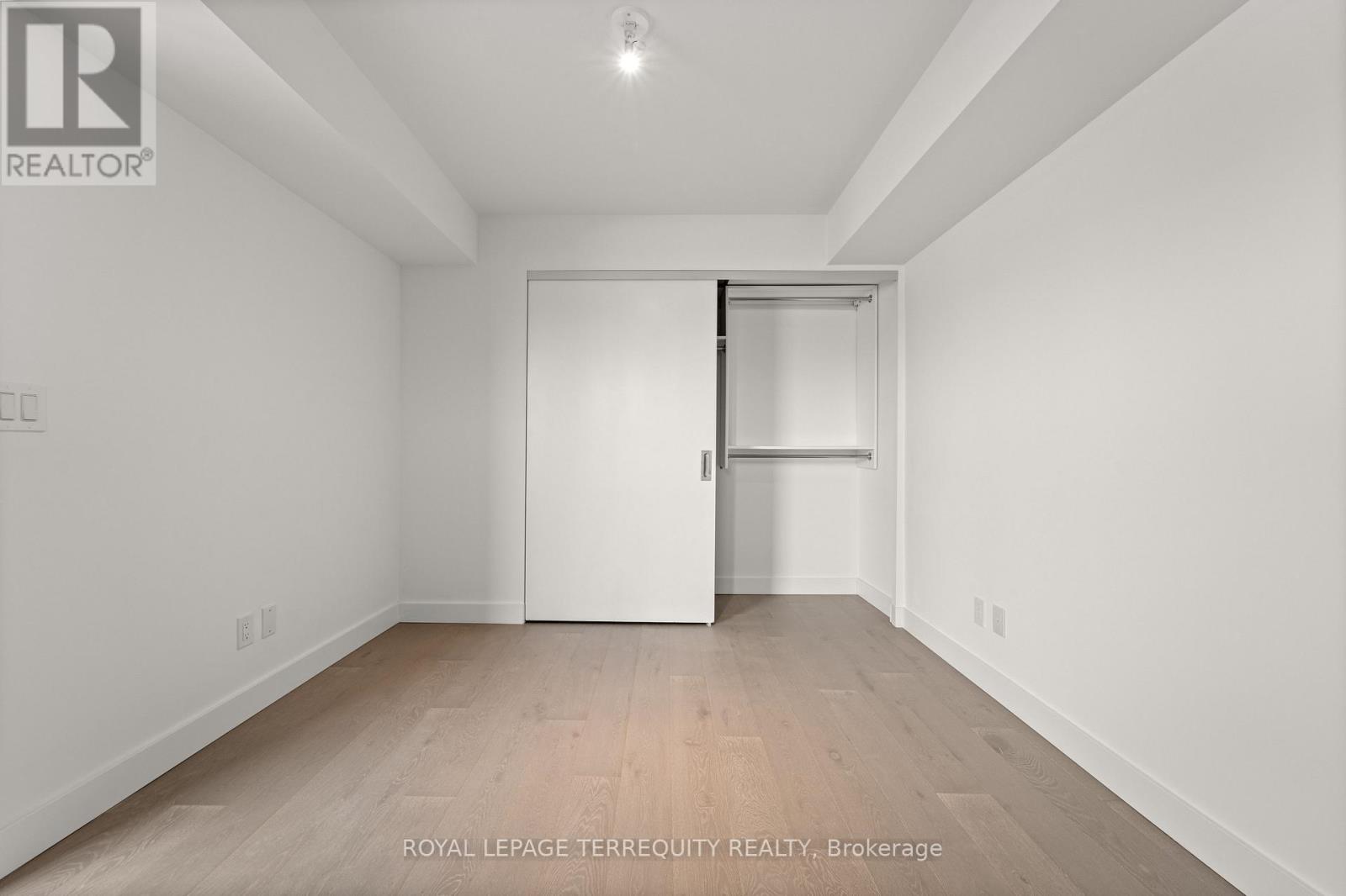 213 - 160 Kingsway Crescent, Toronto, Ontario  M8X 0B5 - Photo 13 - W13464596