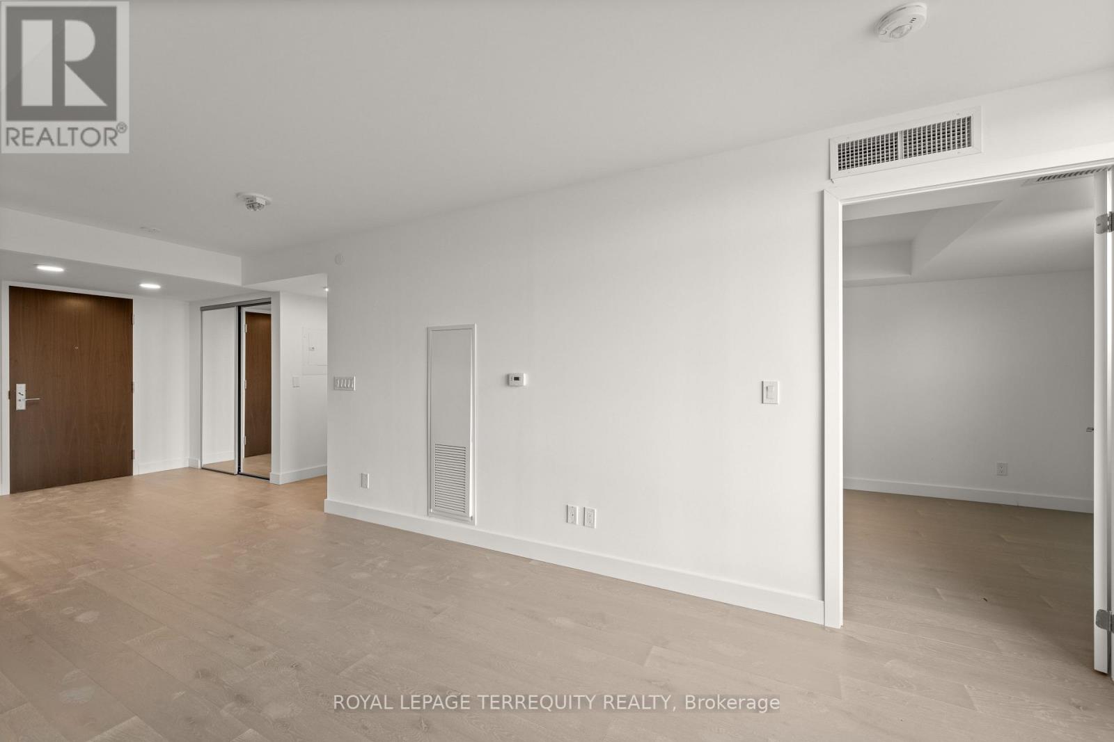213 - 160 Kingsway Crescent, Toronto, Ontario  M8X 0B5 - Photo 9 - W13464596