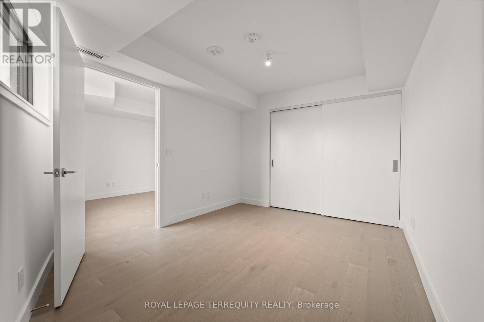 213 - 160 Kingsway Crescent, Toronto, Ontario  M8X 0B5 - Photo 14 - W13464596