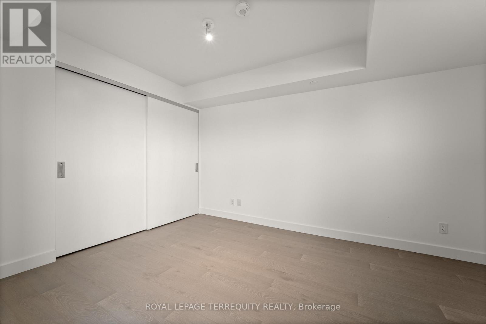 213 - 160 Kingsway Crescent, Toronto, Ontario  M8X 0B5 - Photo 11 - W13464596