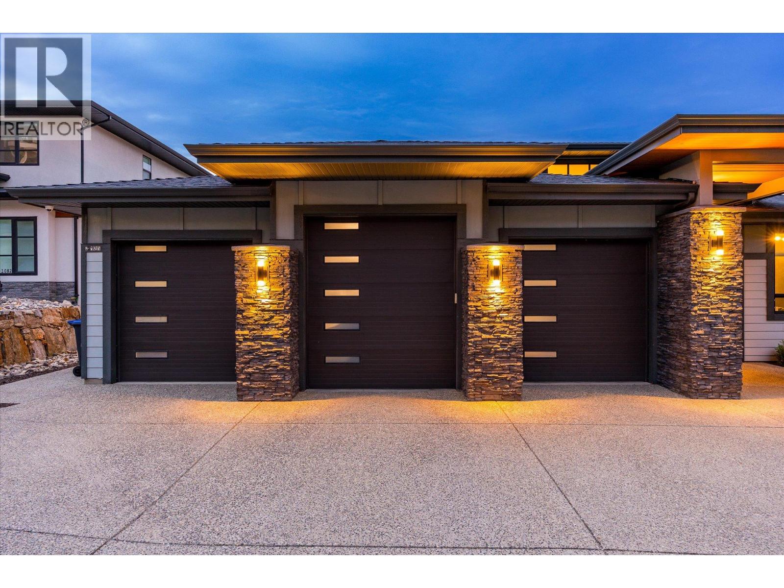 1088 Clarance Avenue, Kelowna, British Columbia  V1W 5M6 - Photo 47 - 10390847