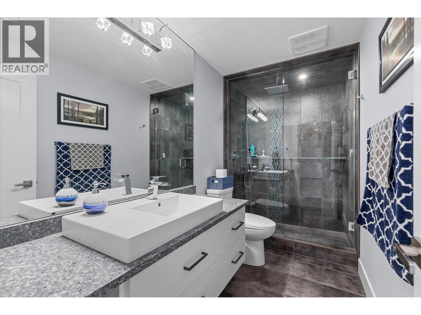 1088 Clarance Avenue, Kelowna, British Columbia  V1W 5M6 - Photo 35 - 10390847