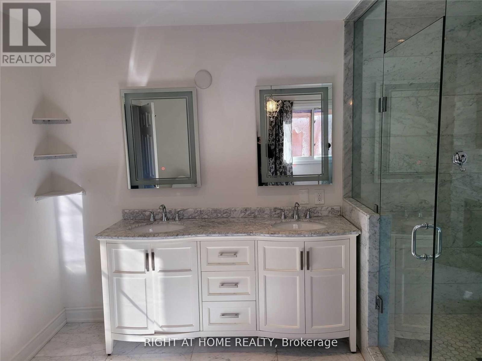 1080 Glenashton Drive, Oakville, Ontario L6H 4B9 - Photo 25 - W13464670
