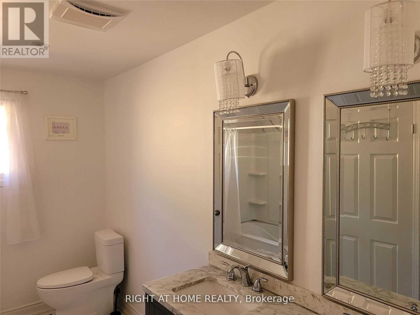 1080 Glenashton Drive, Oakville, Ontario L6H 4B9 - Photo 29 - W13464670
