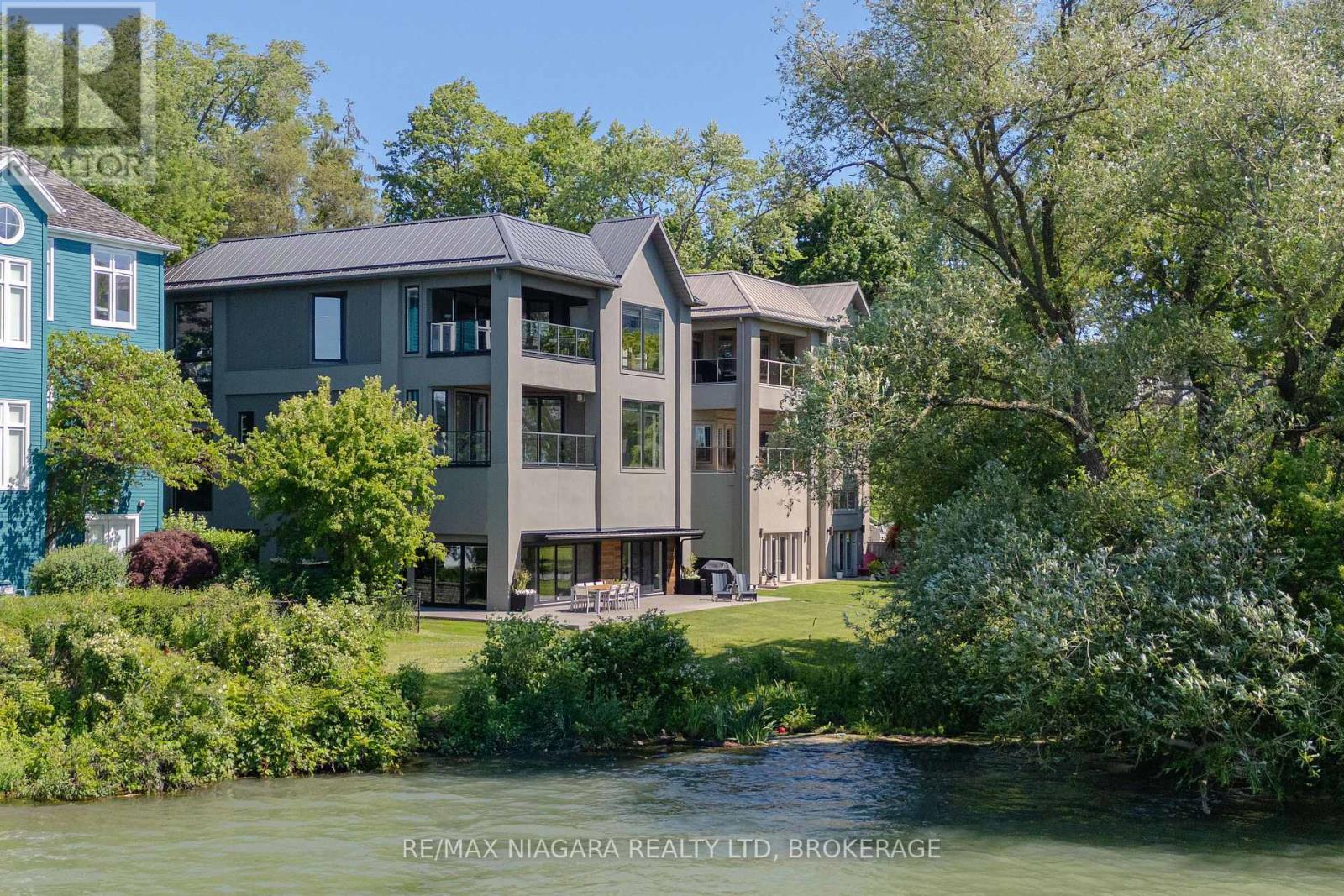 33 Canal Street, St. Catharines, Ontario  L2N 4S7 - Photo 4 - X13427918