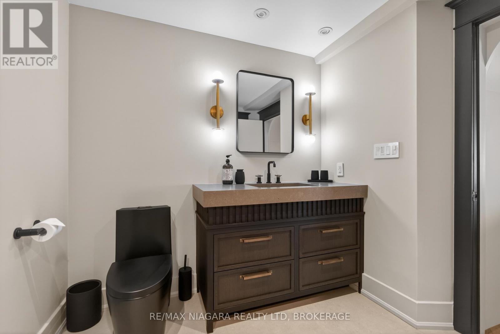 33 Canal Street, St. Catharines, Ontario  L2N 4S7 - Photo 43 - X13427918