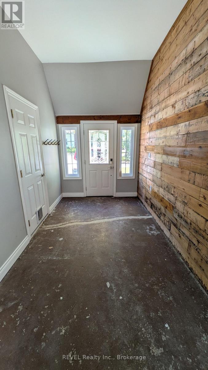 Main Floor - 3204 Saint Paul Avenue, Niagara Falls, Ontario  L2J 2M1 - Photo 16 - X13464660