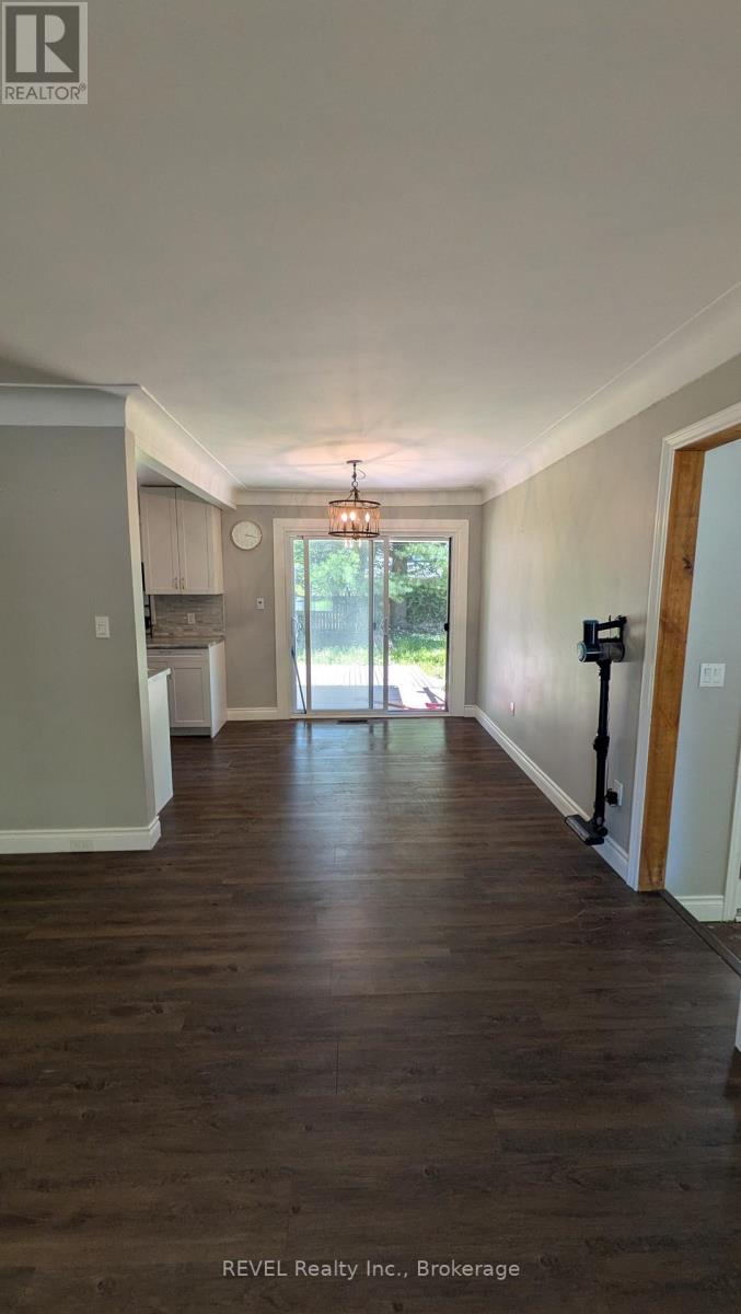 Main Floor - 3204 Saint Paul Avenue, Niagara Falls, Ontario  L2J 2M1 - Photo 13 - X13464660
